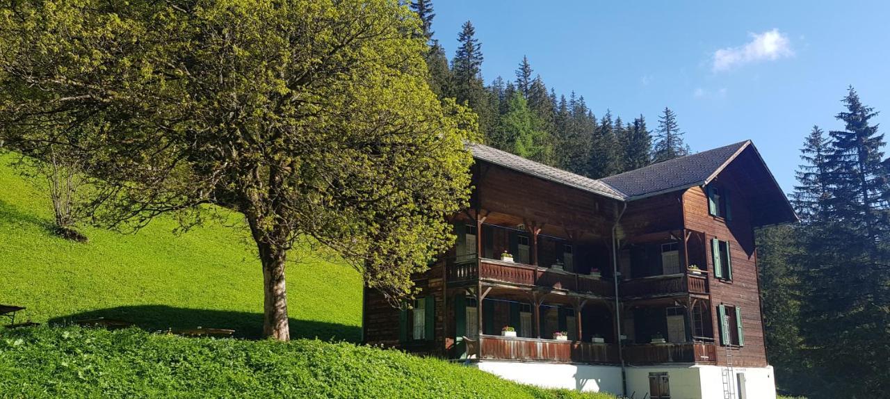 Hotel Berghaus Iffigenalp Lenk im Simmental Exterior foto